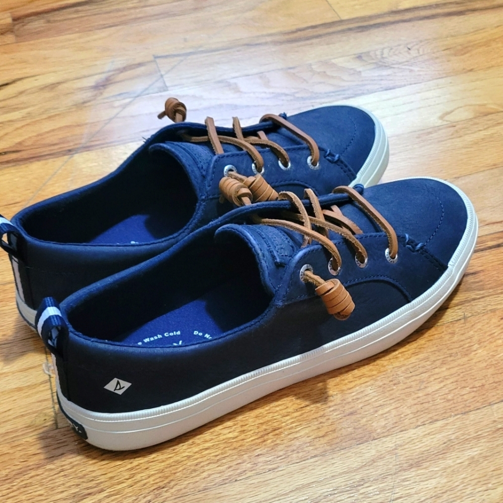 Sperry Crest Vibe Sneakers